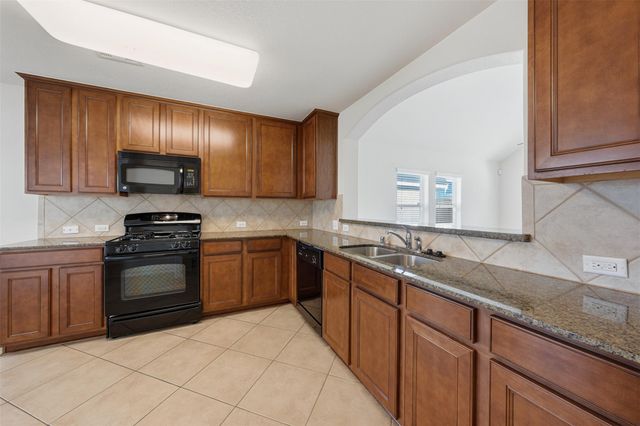 2819 Halcyon Time Trail, Houston, TX 77045