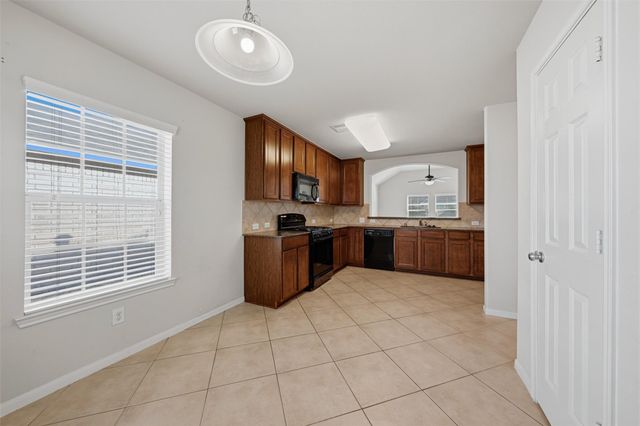 2819 Halcyon Time Trail, Houston, TX 77045