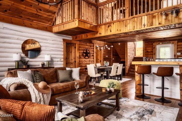 2615 Bear Crossing Way, Sevierville, TN 37862