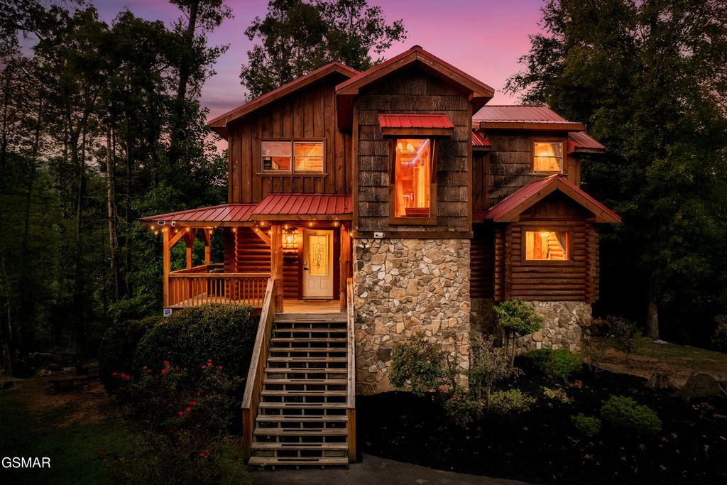 2615 Bear Crossing Way, Sevierville, TN 37862