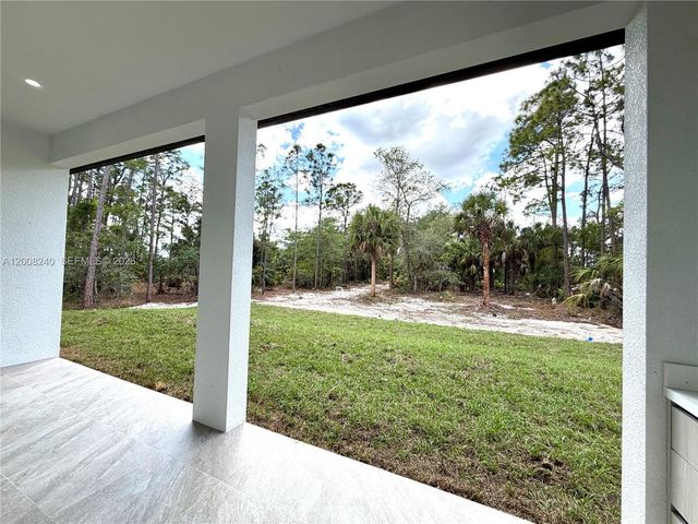 4283 10th St NE, Naples, FL 34120
