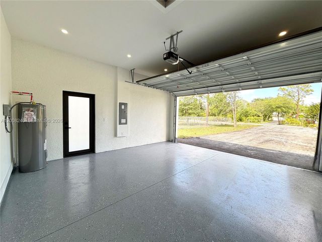 4283 10th St NE, Naples, FL 34120