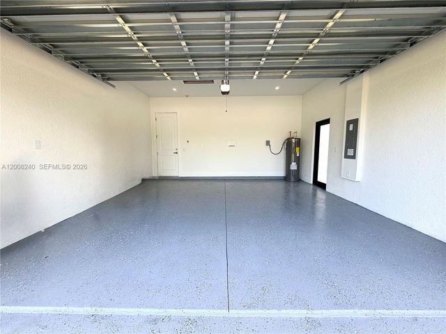 4283 10th St NE, Naples, FL 34120
