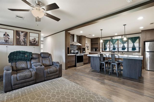 365 County Road 4017, Dayton, TX 77535