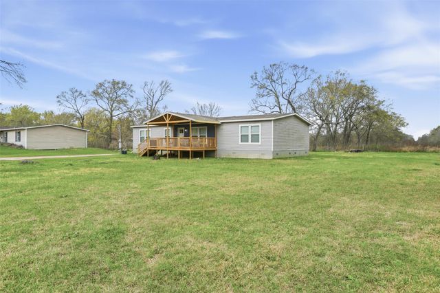 365 County Road 4017, Dayton, TX 77535
