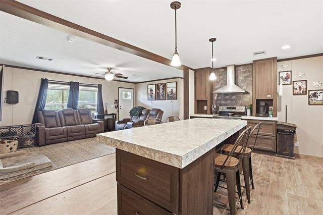 365 County Road 4017, Dayton, TX 77535