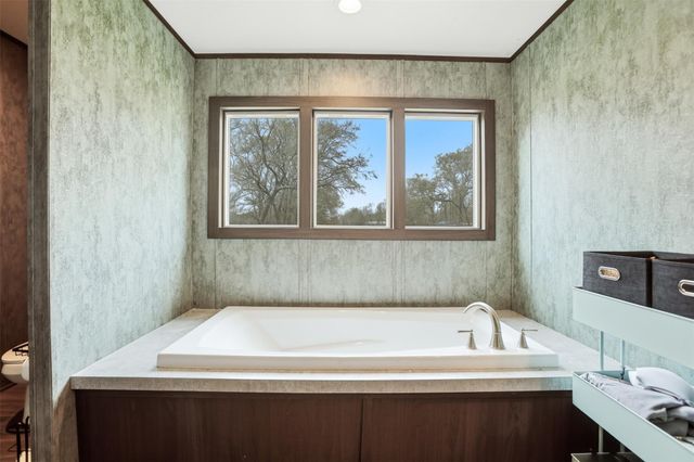 365 County Road 4017, Dayton, TX 77535