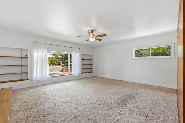 1113 S Luna Circle, Santa Fe, NM 87501