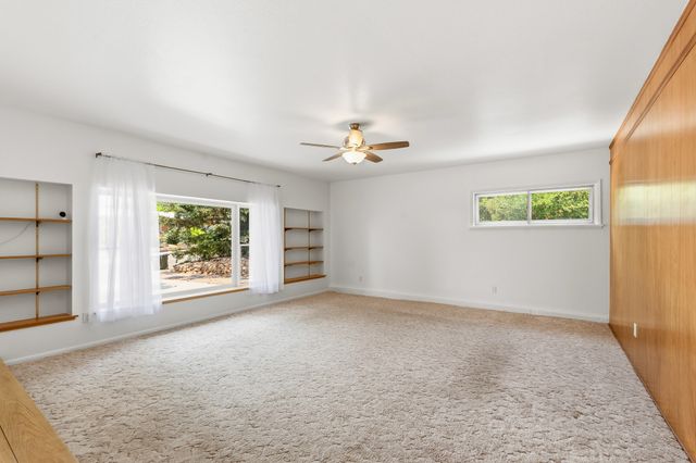 1113 S Luna Circle, Santa Fe, NM 87501