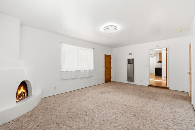 1113 S Luna Circle, Santa Fe, NM 87501