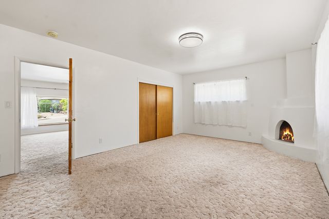 1113 S Luna Circle, Santa Fe, NM 87501