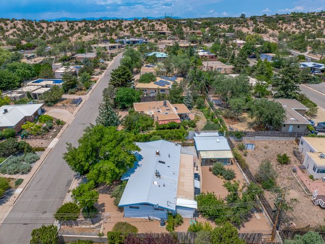 1113 S Luna Circle, Santa Fe, NM 87501