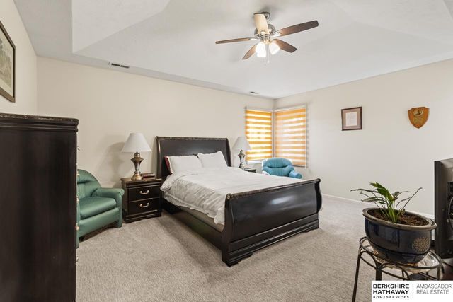 17057 Orchard Avenue, Omaha, NE 68135