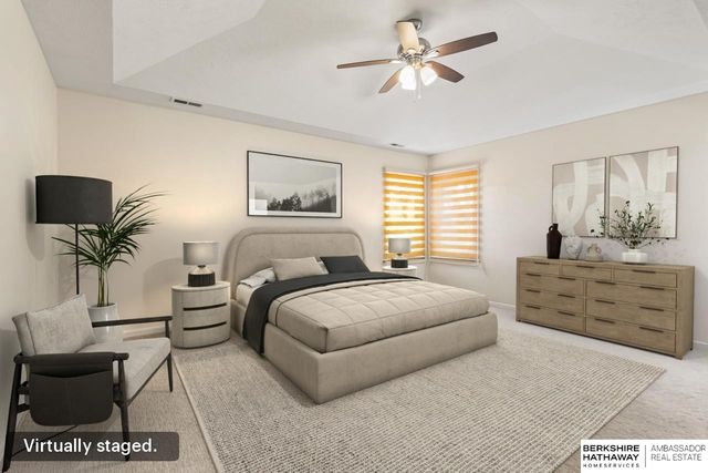 17057 Orchard Avenue, Omaha, NE 68135