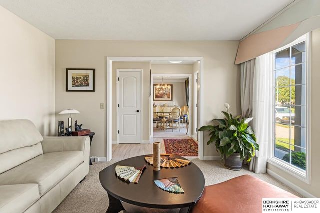 17057 Orchard Avenue, Omaha, NE 68135