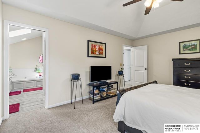 17057 Orchard Avenue, Omaha, NE 68135