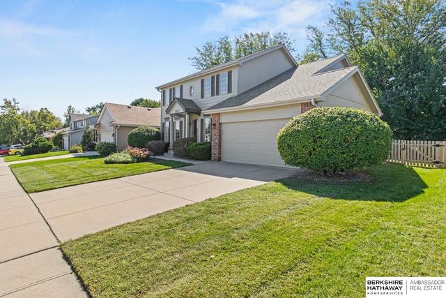 17057 Orchard Avenue, Omaha, NE 68135