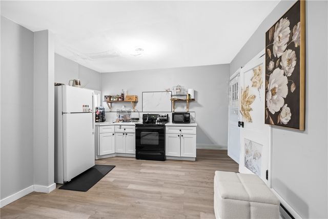 419 Woodward Avenue, Mckees Rocks, PA 15136