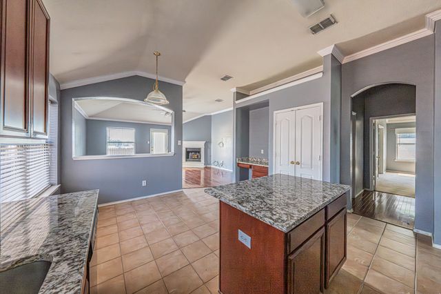 8115 Guadalupe Road, Arlington, TX 76002