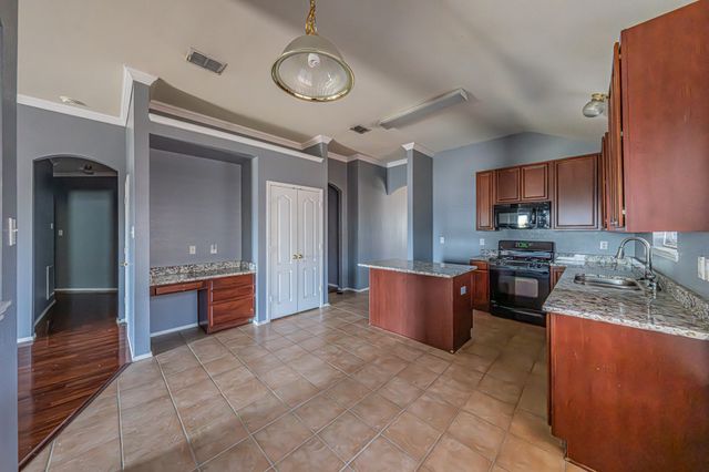 8115 Guadalupe Road, Arlington, TX 76002