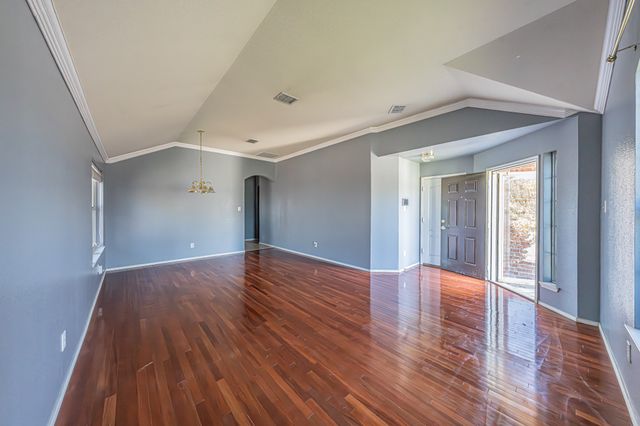 8115 Guadalupe Road, Arlington, TX 76002