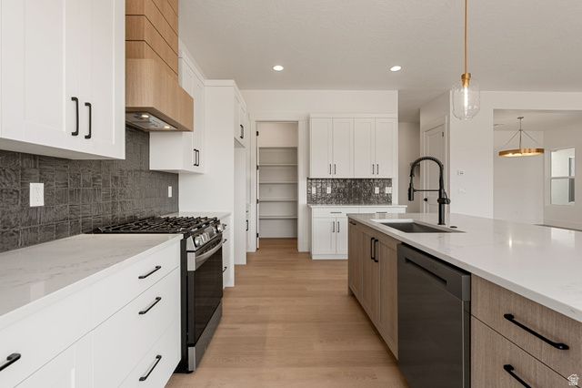 1585 E BLACK BRUSH DR, Washington, UT 84780