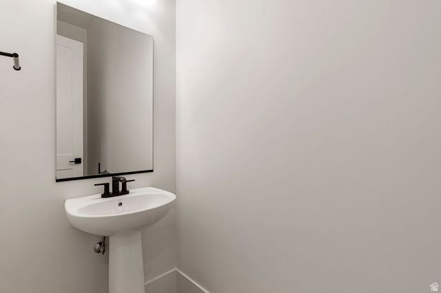 1585 E BLACK BRUSH DR, Washington, UT 84780