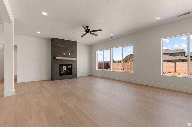 1585 E BLACK BRUSH DR, Washington, UT 84780