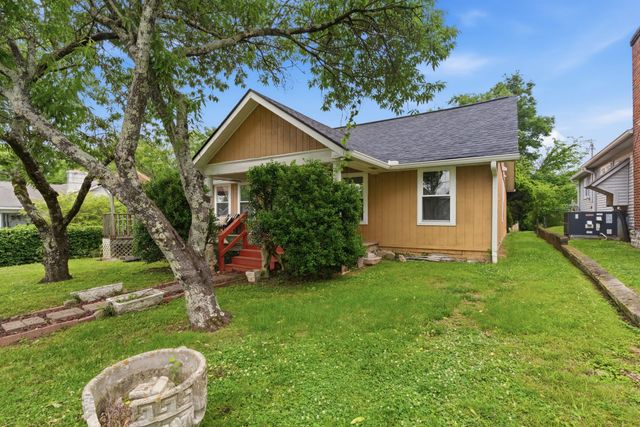 114 28th St, Old Hickory, TN 37138