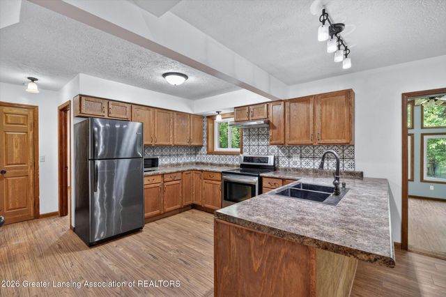1515 Haslett Road, Williamston, MI 48895