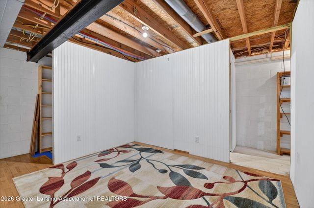 1515 Haslett Road, Williamston, MI 48895