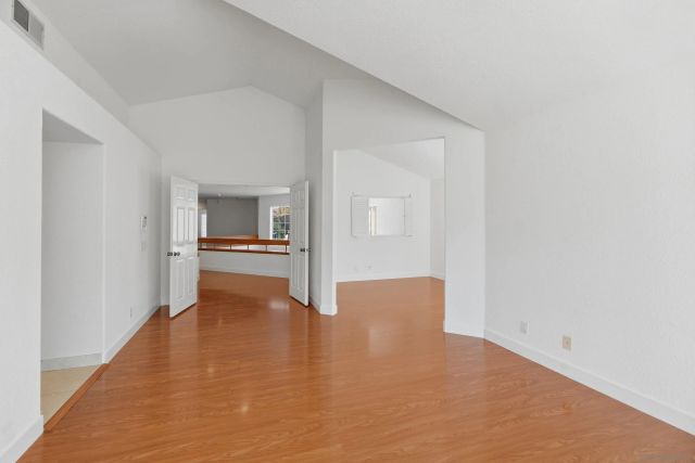 17964 Pueblo Vista Ln, San Diego, CA 92127