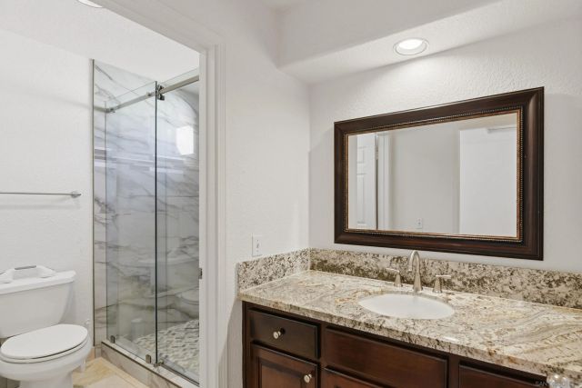 17964 Pueblo Vista Ln, San Diego, CA 92127