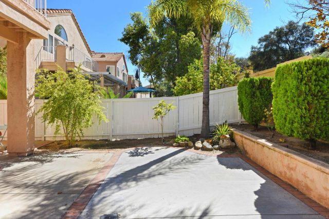 17964 Pueblo Vista Ln, San Diego, CA 92127