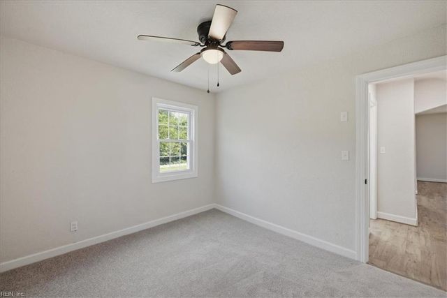 542 Hyde Park RD, Norfolk, VA 23503