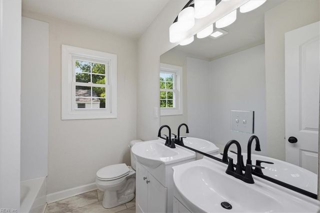 542 Hyde Park RD, Norfolk, VA 23503