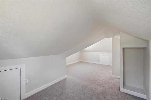 542 Hyde Park RD, Norfolk, VA 23503