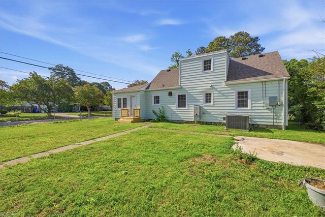 542 Hyde Park RD, Norfolk, VA 23503