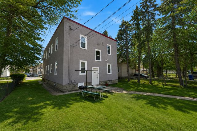 4333 Fremont Avenue N, Minneapolis, MN 55412