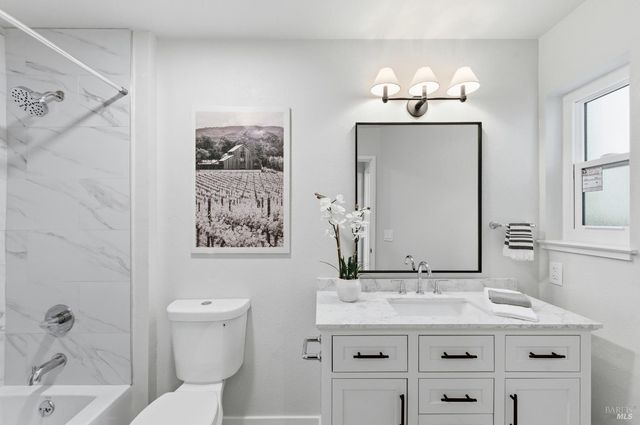 1530 Voorhees Cir, St. Helena, CA 94574