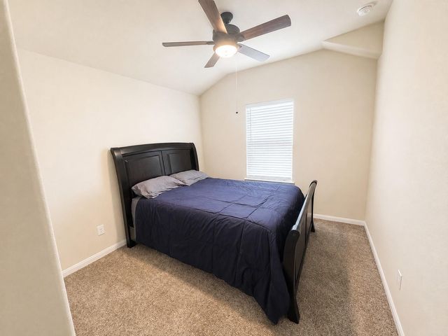 417 Kohls Crest Road, La Porte, TX 77571