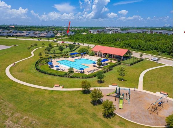 417 Kohls Crest Road, La Porte, TX 77571
