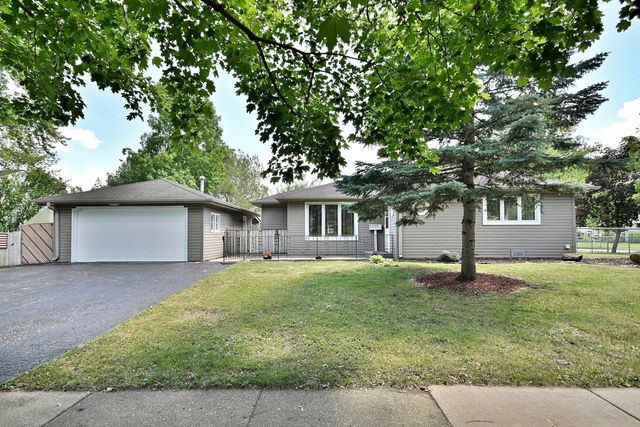 2309 Hawk Lane, Rolling Meadows, IL 60008