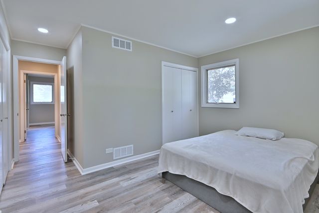 2309 Hawk Lane, Rolling Meadows, IL 60008