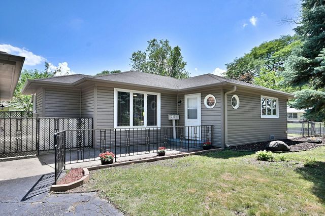 2309 Hawk Lane, Rolling Meadows, IL 60008