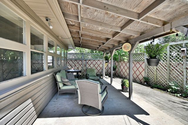 2309 Hawk Lane, Rolling Meadows, IL 60008