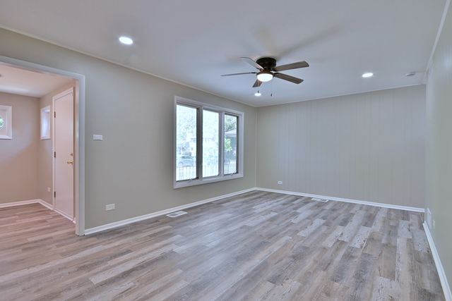 2309 Hawk Lane, Rolling Meadows, IL 60008