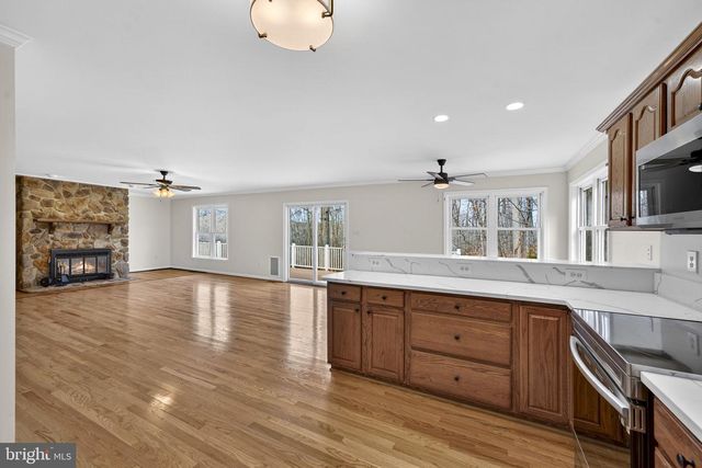 584 S POES RD, Amissville, VA 20106