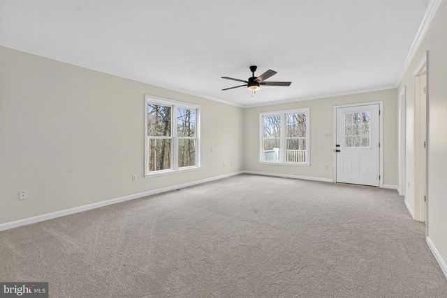 584 S POES RD, Amissville, VA 20106