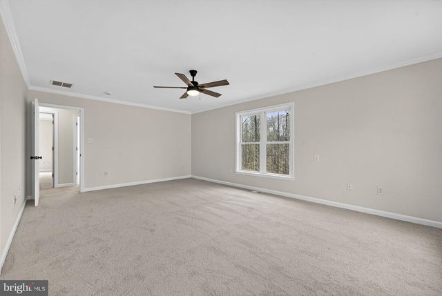 584 S POES RD, Amissville, VA 20106